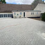 Blitz Blank Neue Messe